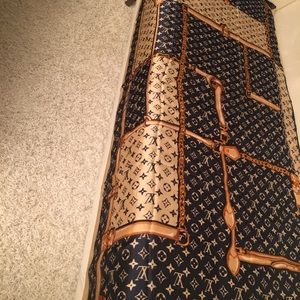 LV oversized scarf/wrap - NWT